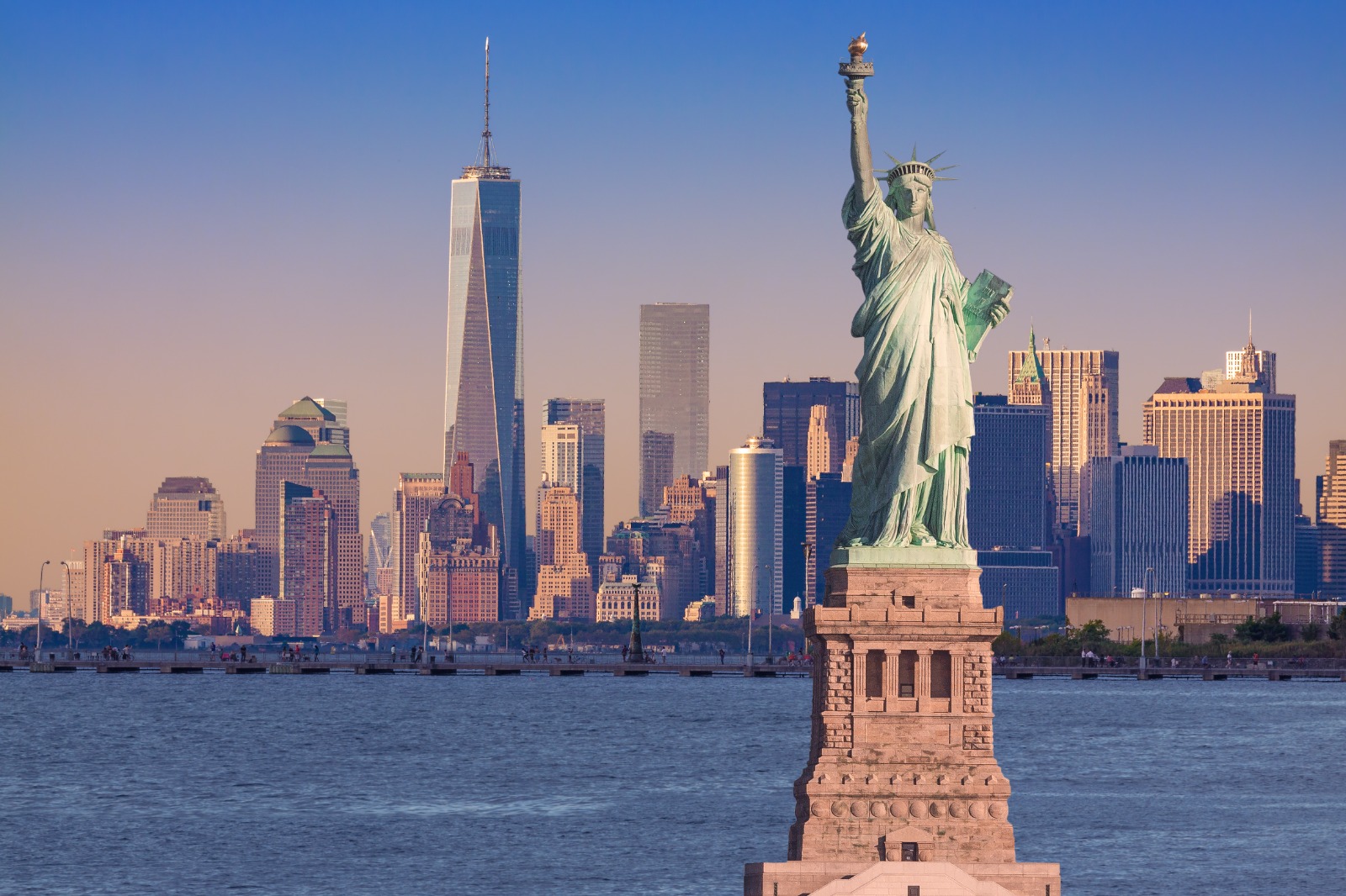 https://www.omintassistance.com.ar/blog/wp-content/uploads/2024/08/Coberturas-obligatorias-del-seguro-medico-para-viajar-a-Estados-Unidos.jpeg